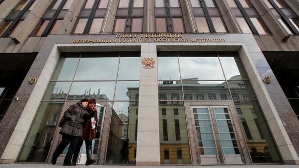 Совет Федерации одобрил закон об "автономном Рунете" Совет Федерации одобрил закон об "автономном Рунете"