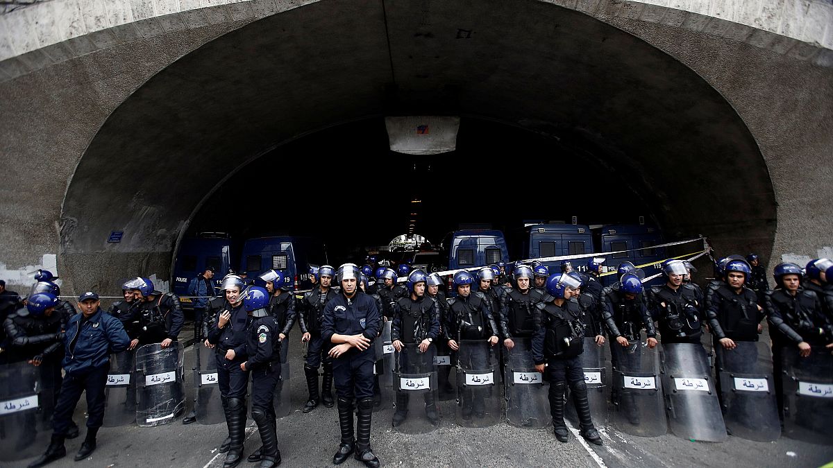 انتشار واسع لرجال الشرطة في العاصمة الجزائرية