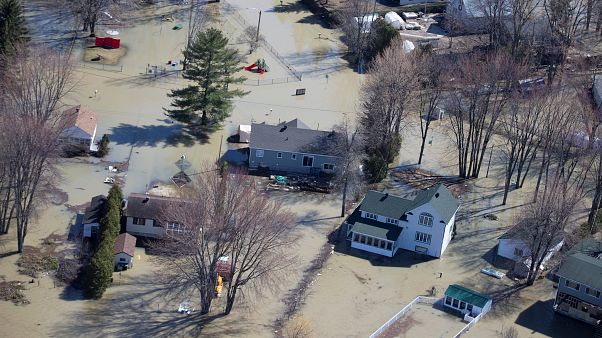 Une partie du Québec sous les eaux, 1500 personnes évacuées Une partie du Québec sous les eaux, 1500 personnes évacuées