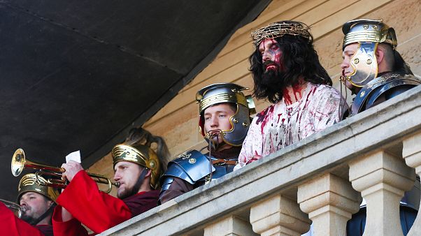 بولنديون في ذكرى الجمعة العظيمة