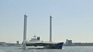 شاهد: أول قارب هيدروجيني في العالم يبحر إلى أمستردام