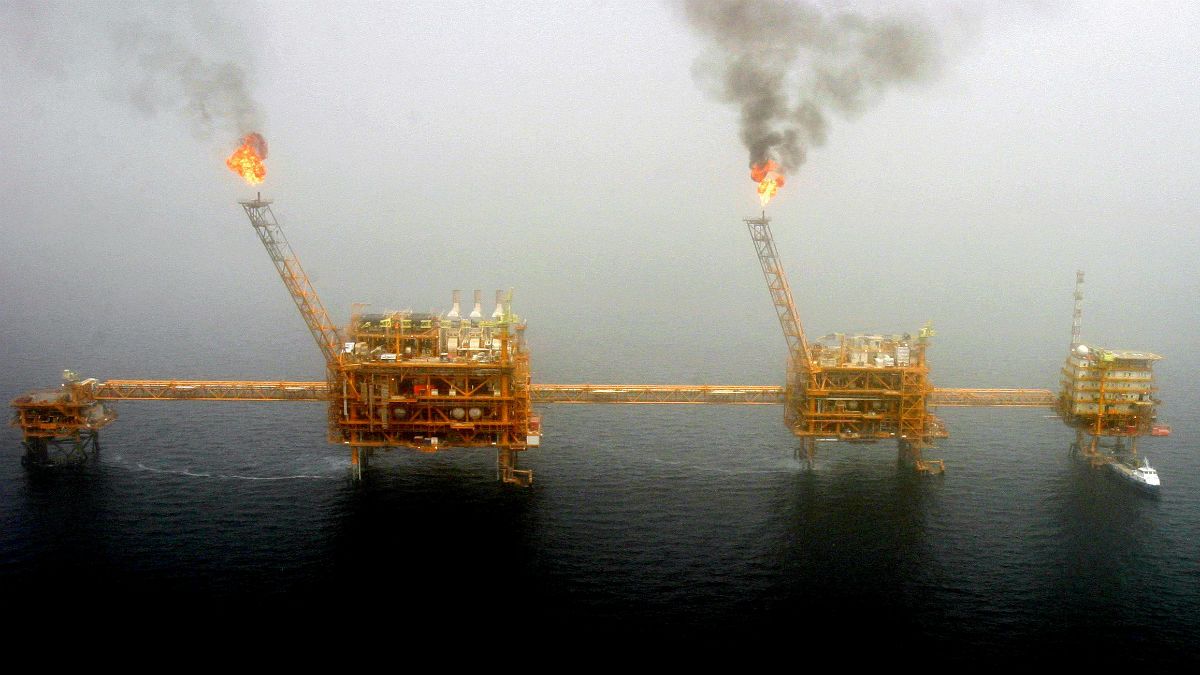 واکنش‌های جهانی نسبت به تمدید نشدن معافیت‌های نفتی ایران توسط آمریکا