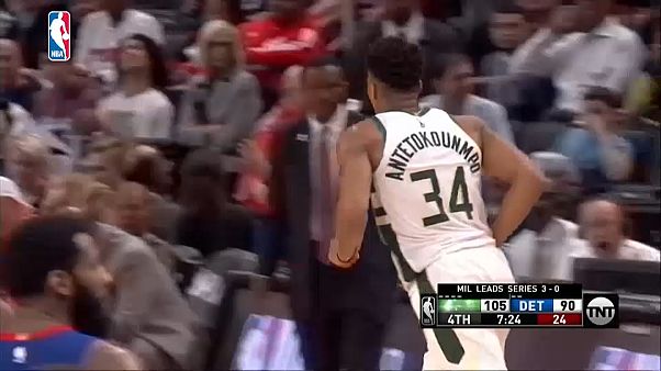 NBA: A Bucks kisöpörte a Pistonst NBA: A Bucks kisöpörte a Pistonst