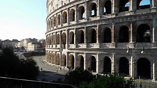 Italian coalition partners fail to agree on Rome bailout