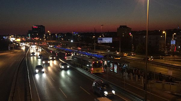 Metrobüste cinsel saldırı sanığı tutuklandı Metrobüste cinsel saldırı sanığı tutuklandı