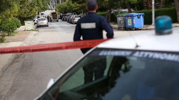 Αίσιο τέλος στην ομηρία στη Νέα Σμύρνη Αίσιο τέλος στην ομηρία στη Νέα Σμύρνη