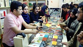 چالش‌‌های ناشران در نمایشگاه کتاب تهران: از کمبود کاغذ تا سانسور