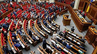 پارلمان اوکراین تصویب کرد: زبان اوکراینی تنها زبان رسمی کشور است