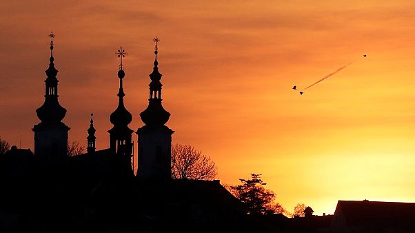 Jelentősen emelkedett a cseh életszínvonal az uniós csatlakozás óta Jelentősen emelkedett a cseh életszínvonal az uniós csatlakozás óta