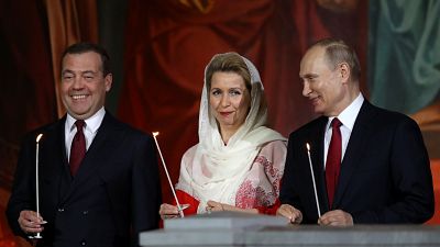 Wladimir Putin in der Ostermesse in Moskau um 23 Uhr Ortszeit
