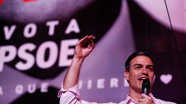 Élections espagnoles : les socialistes vainqueurs sans majorité absolue, percée de l'extrême-droite Élections espagnoles : les socialistes vainqueurs sans majorité absolue, percée de l'extrême-droite
