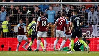 Premier League: una rete di Aguero con la "goal technology" regala la vittoria al City