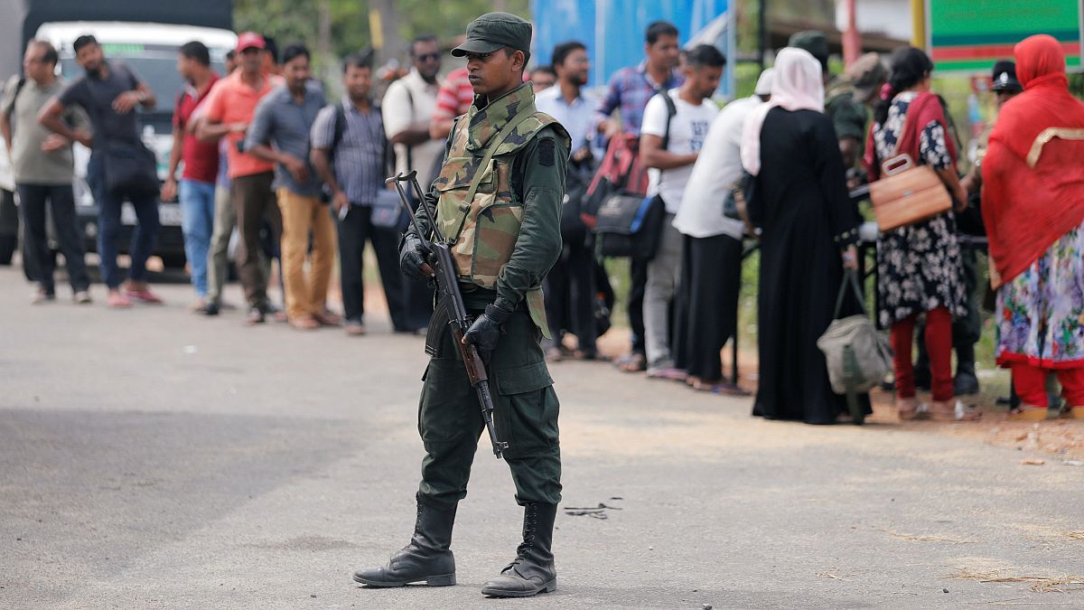 Sri Lanka'da 253 kişinin öldüğü saldırıların ardından 'burka' giymek yasaklandı