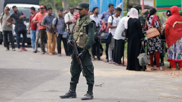 Sri Lanka'da 253 kişinin öldüğü saldırıların ardından 'burka' giymek yasaklandı Sri Lanka'da 253 kişinin öldüğü saldırıların ardından 'burka' giymek yasaklandı