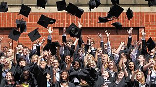 Brexit sonrası yabancı öğrenciler için İngiltere'de eğitim daha pahalı olabilir
