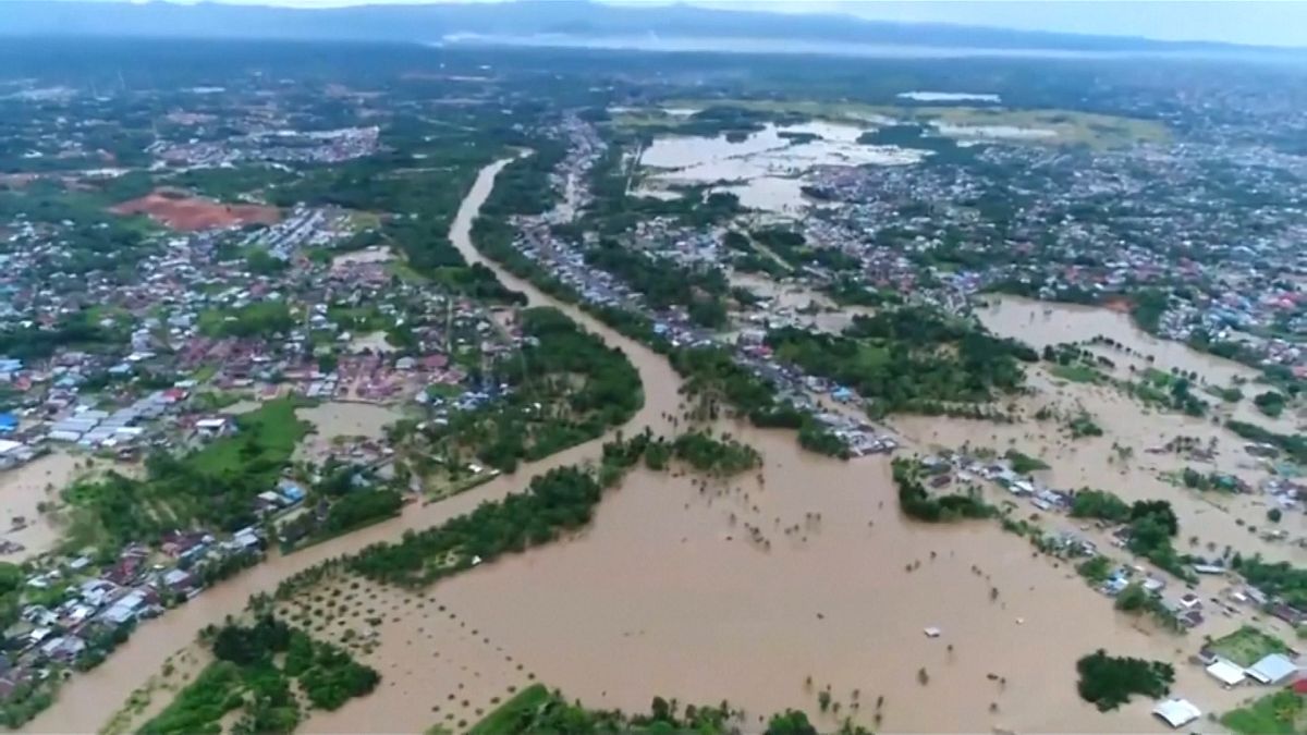Indonesia: 29 dead in heavy flooding on Sumatra