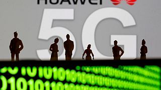 ABD: Huawei'ye 5G şebekesini açan ülkelerle istihbarat paylaşımını gözden geçireceğiz