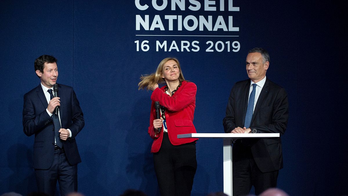 Fransa, AP seçimlerinde Sarkozy'nin partisinden aday Türk asıllı kadın politikacıyı konuşuyor
