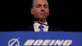 Boeing-vezér a részvényeseknek: nagyon sajnáljuk