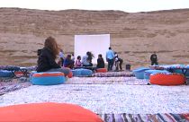 التحضيرات لعرض الفيلم في صحراء مصر