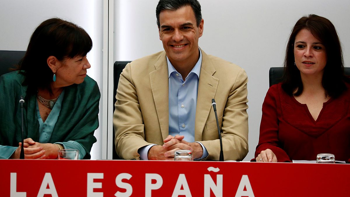 Akár kisebbségben is kormányoznának a spanyol szocialisták