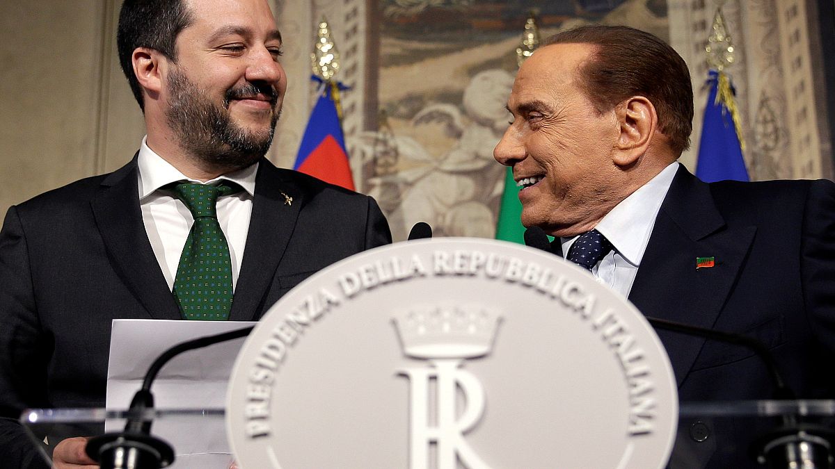 Silvio Berlusconi seguirá en el hospital