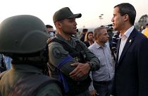 Des militaires vénézuéliens donnent leur soutien à l'opposant Guaido, Maduro dénonce un coup d'Etat