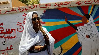 المرأة السودانية تتصدر الاحتجاجات بعد سنوات من القهر