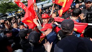 Rangelei zwischen türkischer Polizei und Demonstranten