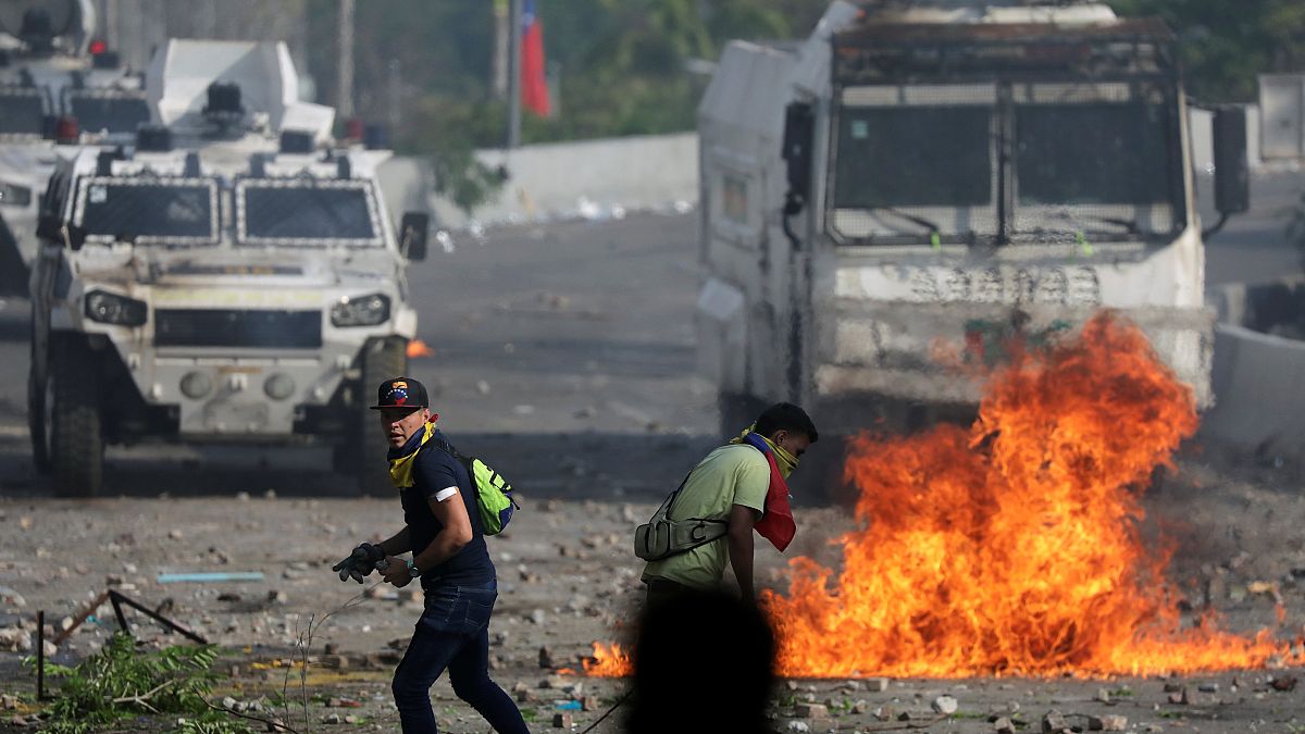 La crise bat son plein au Venezuela : un nouveau mort et des blessés