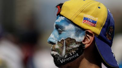 Πόκερ Μόσχας - Ουάσινγκτον στο γήπεδο της Βενεζουέλας