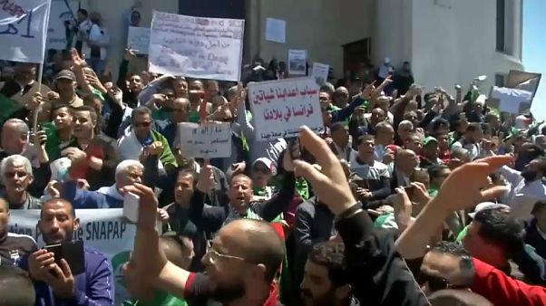 Algeria: arrestato Said Bouteflika, il fratello dell'ex presidente Algeria: arrestato Said Bouteflika, il fratello dell'ex presidente