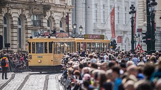 Video | Brüksel'de müzeden çıkarılan tramvaylar 150. yaş günlerinde nostalji yaşattı