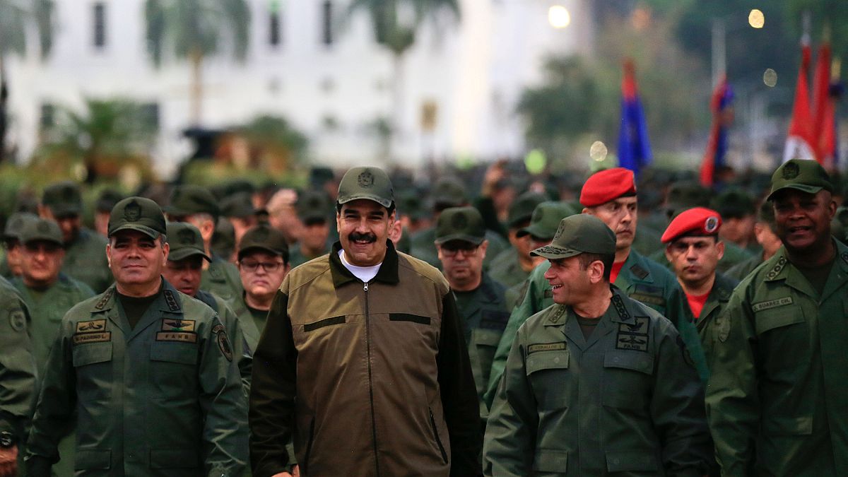 Incertidumbre en Venezuela: ¿Por qué Maduro no ha detenido a Guaidó todavía?