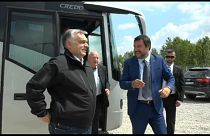 Salvini e Orbán visitam cerca na fronteira com a Sérvia