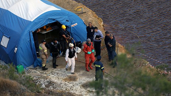 Δολοφονίες στην Κύπρο: Ο Αναστασιάδης «καρατόμησε» τον αρχηγό της Αστυνομίας Δολοφονίες στην Κύπρο: Ο Αναστασιάδης «καρατόμησε» τον αρχηγό της Αστυνομίας