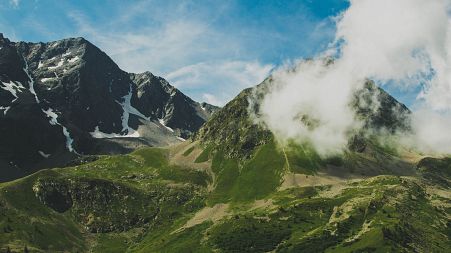 Top 6 spectacular mountain huts