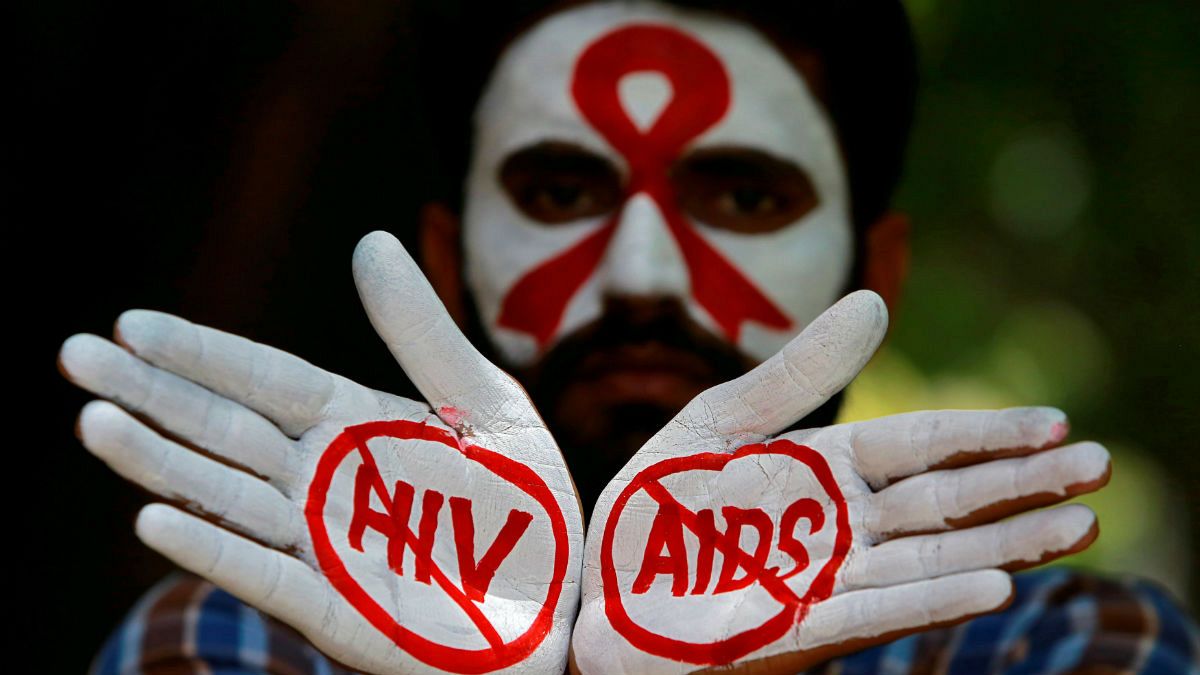 Közel az áttörés az AIDS gyógyításában