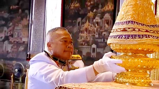 A koronázásra készülődik Thaiföld A koronázásra készülődik Thaiföld