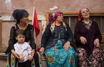 Uygur Türkleri'nin her hareketi kayıt altına alınıyor: Komşuyla görüşmemek şüpheli sayılıyor