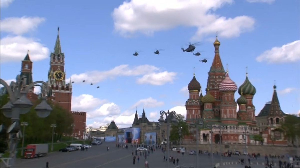 جانب من استعراض للطائرات الحربية في سماء موسكو