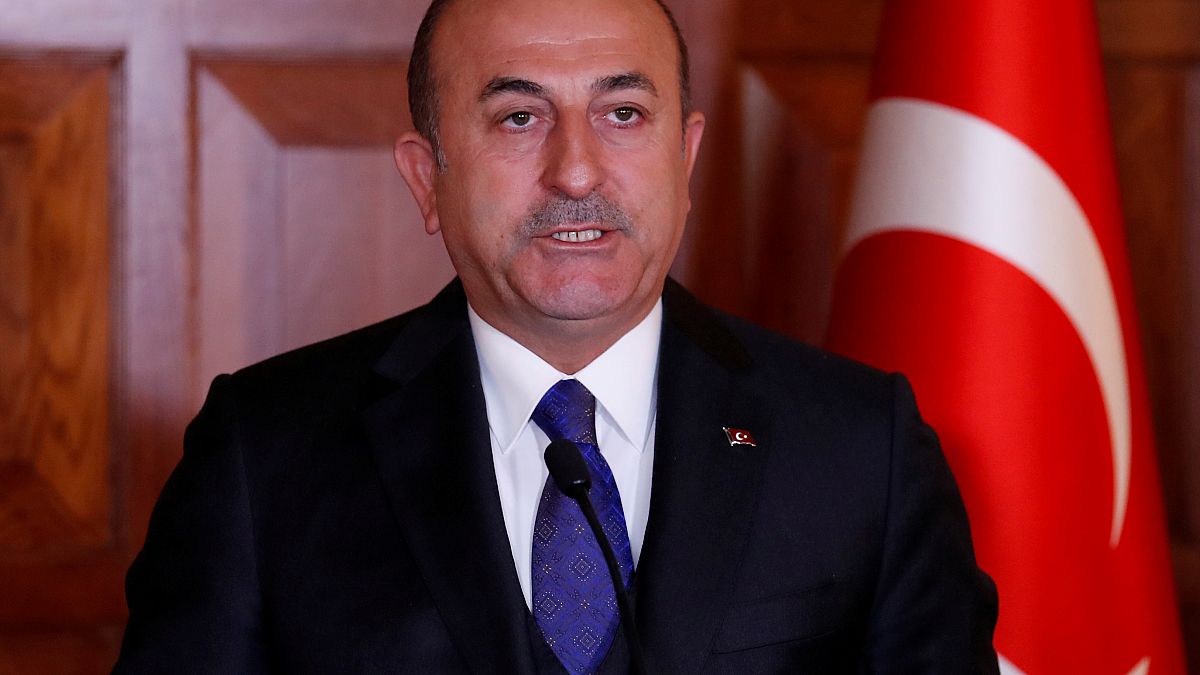 وزير الخارجية التركي خلال مؤتمر صحفي في أنقرة 