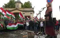 A magyar himnusz éneklésével tüntettek Pozsonyban