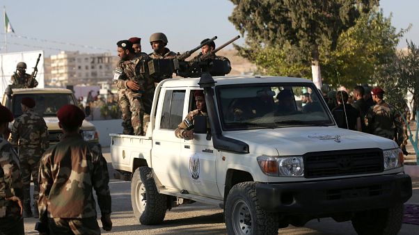 مقاتلين تابعين للحكومة السورية مقاتلين تابعين للحكومة السورية