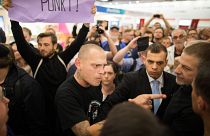 Fascisti al Salone del Libro di Torino: alla Fiera di Francoforte nel 2017 si venne alle mani