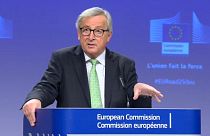 Juncker indignado com críticas a Tusk na Polónia