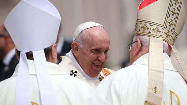 Nordmazedonien: Papst-Messe vor 15.000 Gläubigen Nordmazedonien: Papst-Messe vor 15.000 Gläubigen