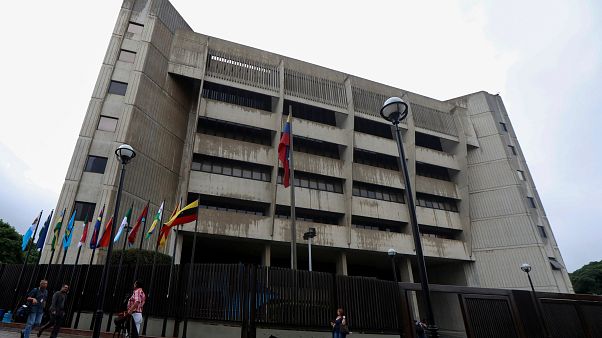 Des partisans de Juan Guaido attaqués en justice, levée d'immunité parlementaire pour 7 députés Des partisans de Juan Guaido attaqués en justice, levée d'immunité parlementaire pour 7 députés