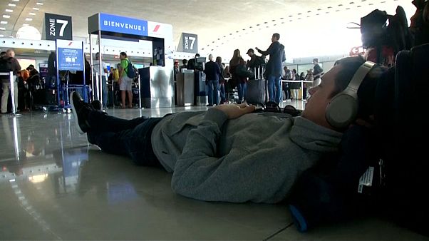 Francia: sciopero dei controllori di volo Francia: sciopero dei controllori di volo
