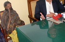 Bibi und Gouverneur Taseer im November 2010